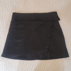 Forever 21 Black Skirt with Branded Waist Tag